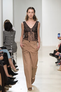 Ruban Fall 2019 Ready-to-Wear / Ruban осень-зима 2019 / Неделя моды: Москва